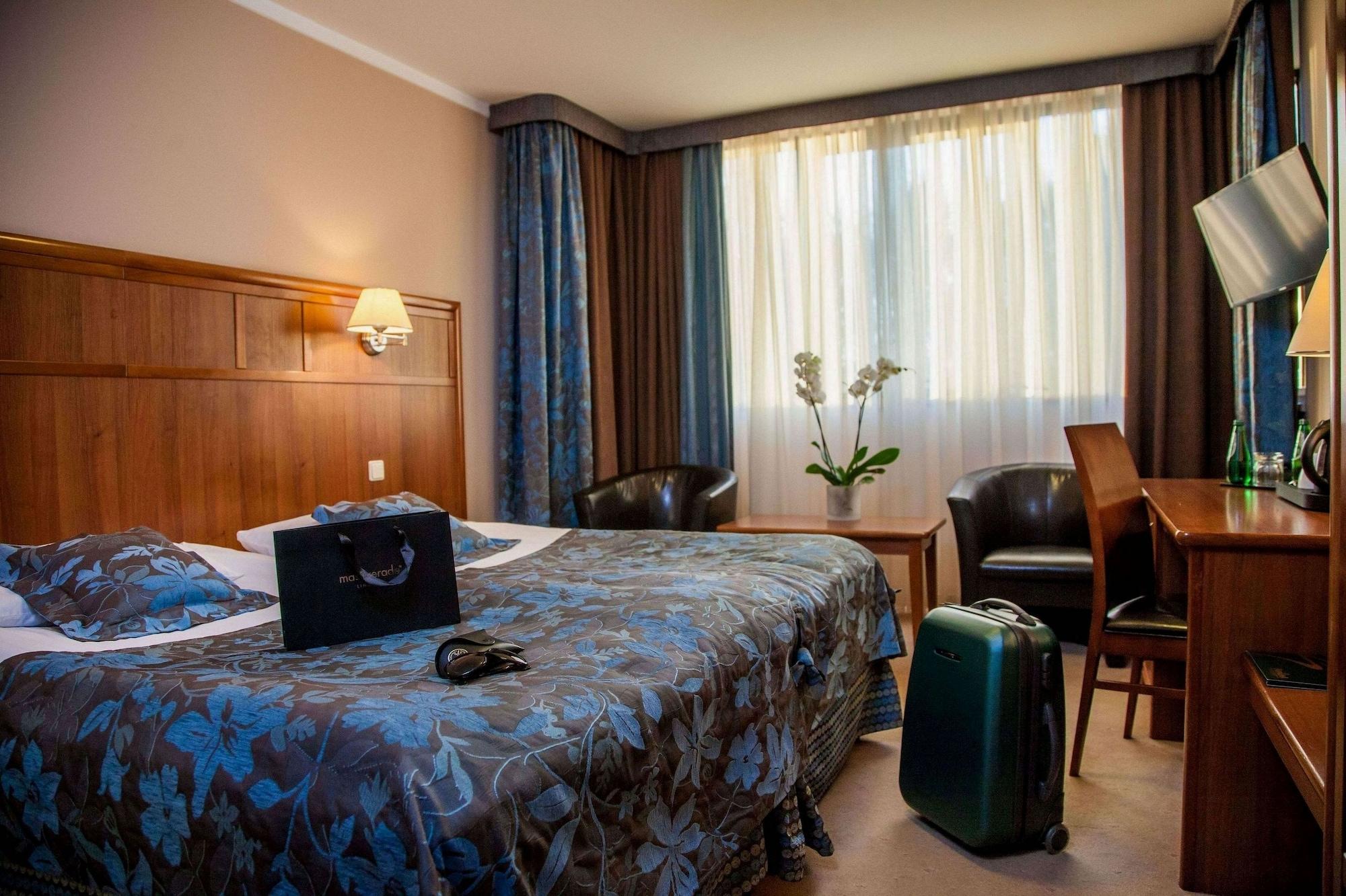 Farmona Hotel Business & Spa Krakow Luaran gambar