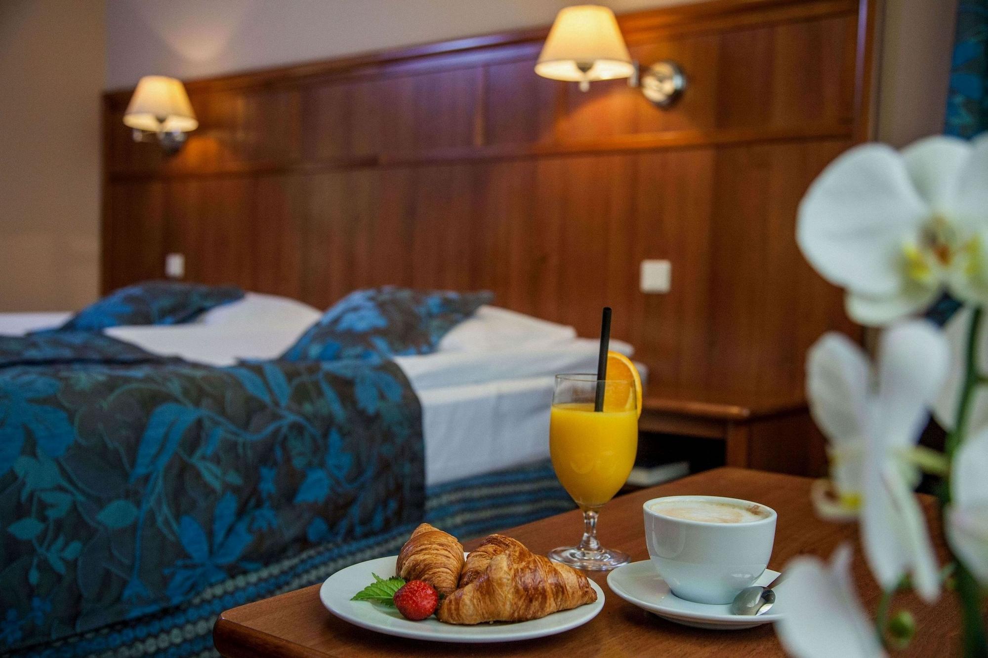 Farmona Hotel Business & Spa Krakow Luaran gambar