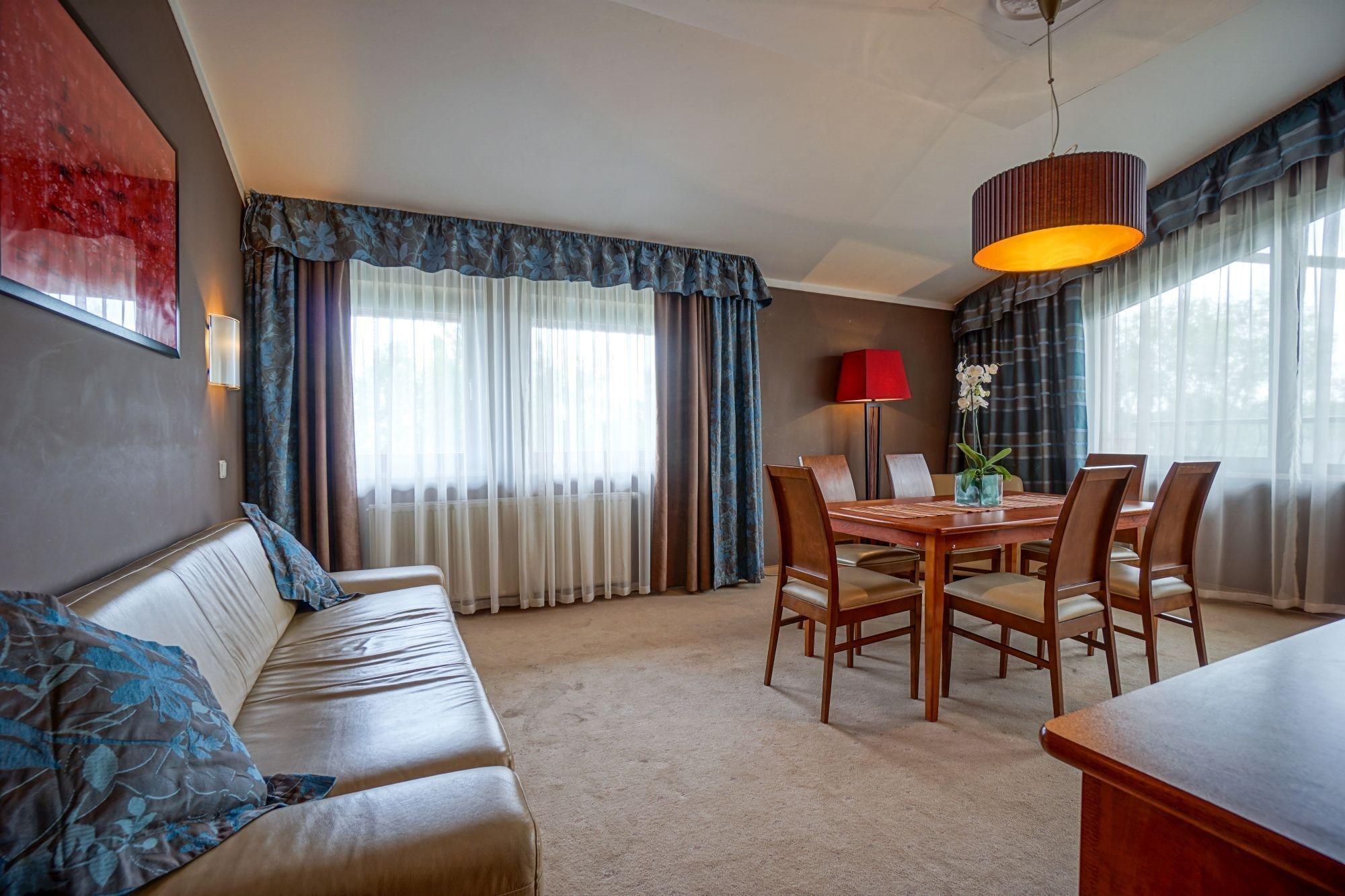 Farmona Hotel Business & Spa Krakow Luaran gambar