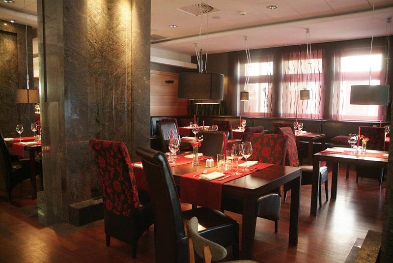 Farmona Hotel Business & Spa Krakow Restoran gambar